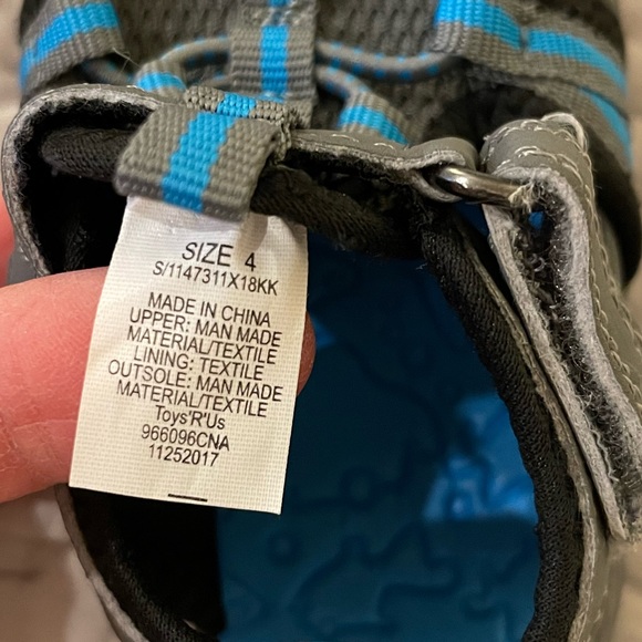 Koala Kids Sandals Size 4 - Picture 6 of 7